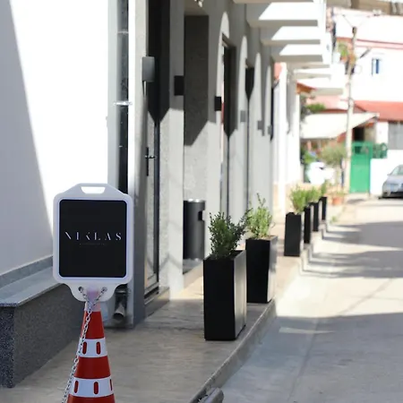 Niklas Boutique Sarande